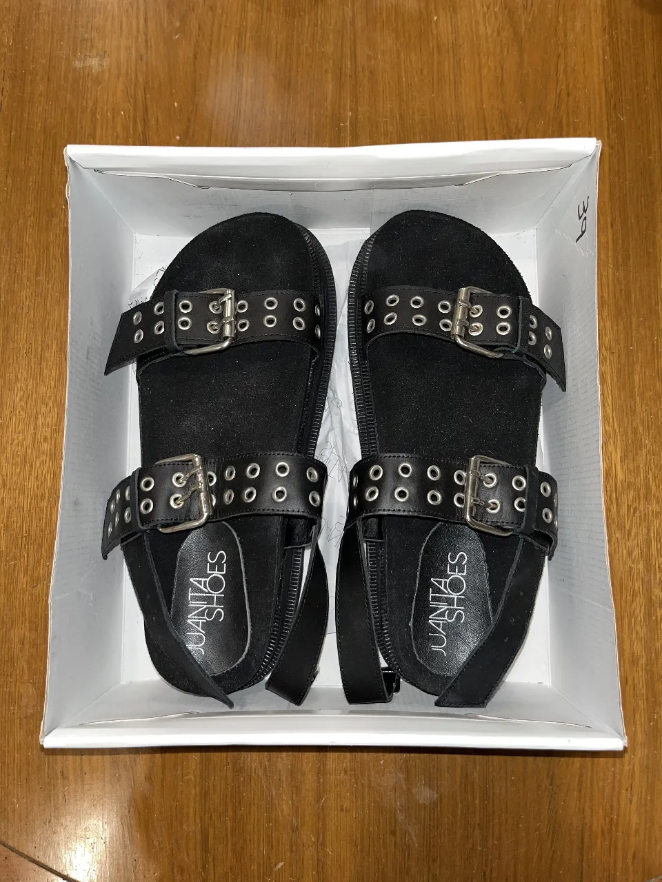 Juanita shoes · Talle AR 40