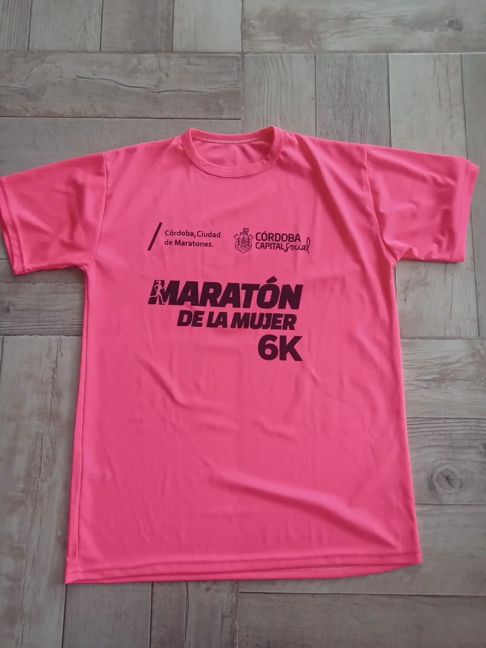 Remera Maratón · Talle XL