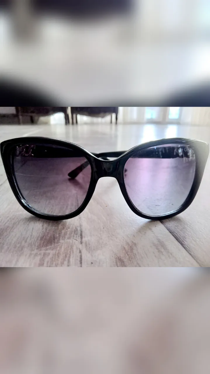 Anteojos GUESS