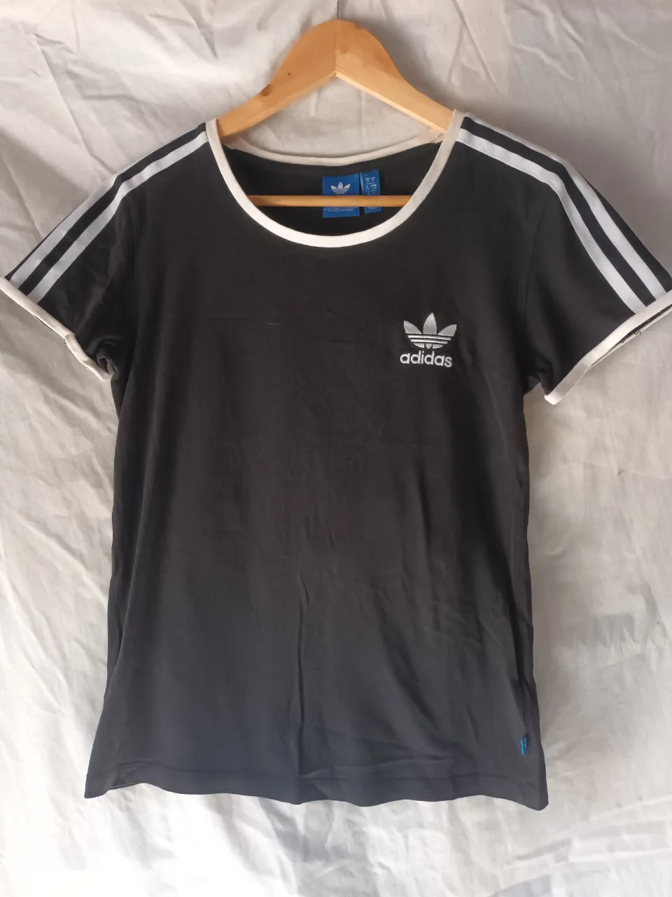 adidas · Talle S