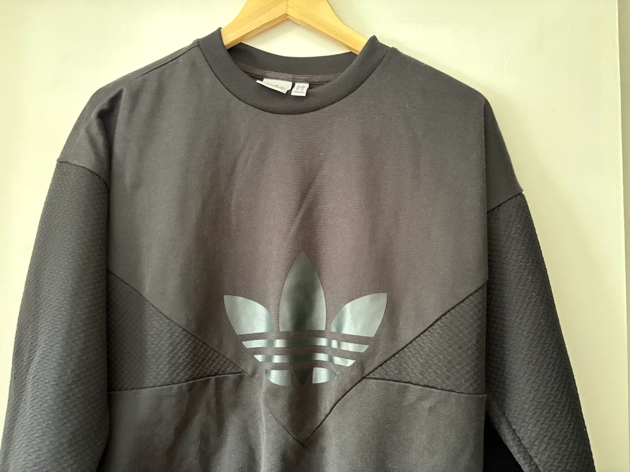 Buzo adidas - imagen 5