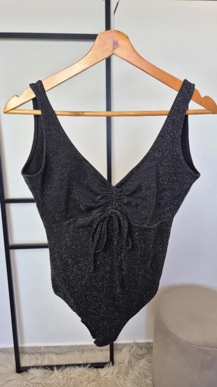 Body Bershka · Talle M