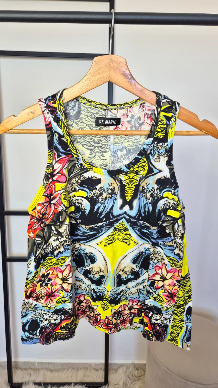 Musculosa ST. MARIE · Talle único