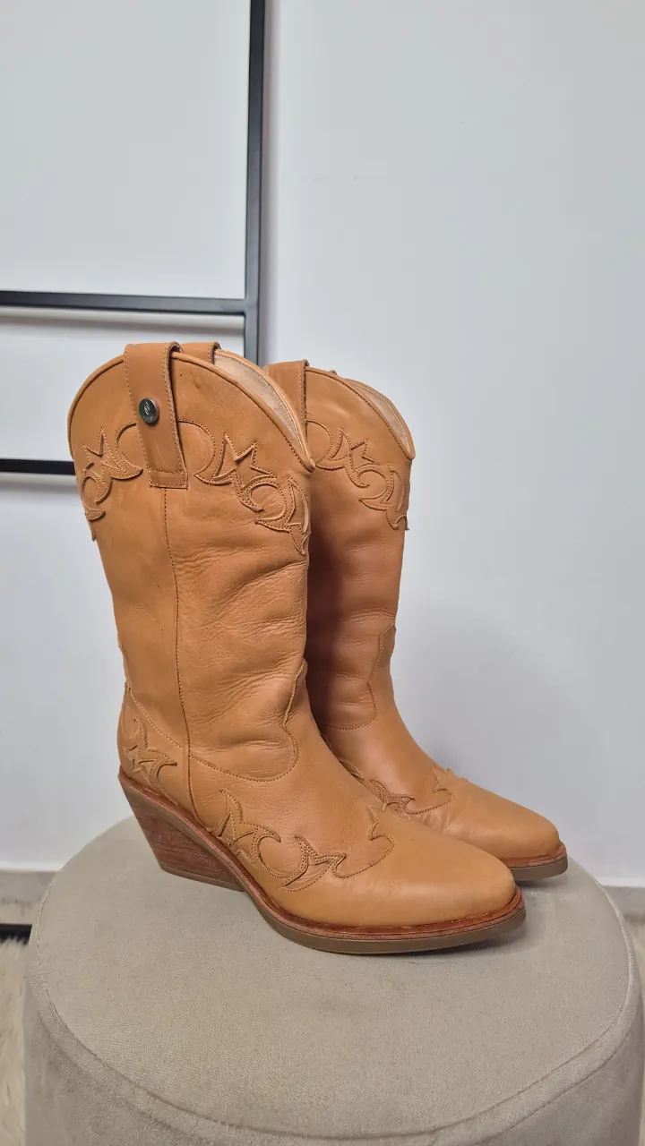 Botas Heyas · Talle AR 36