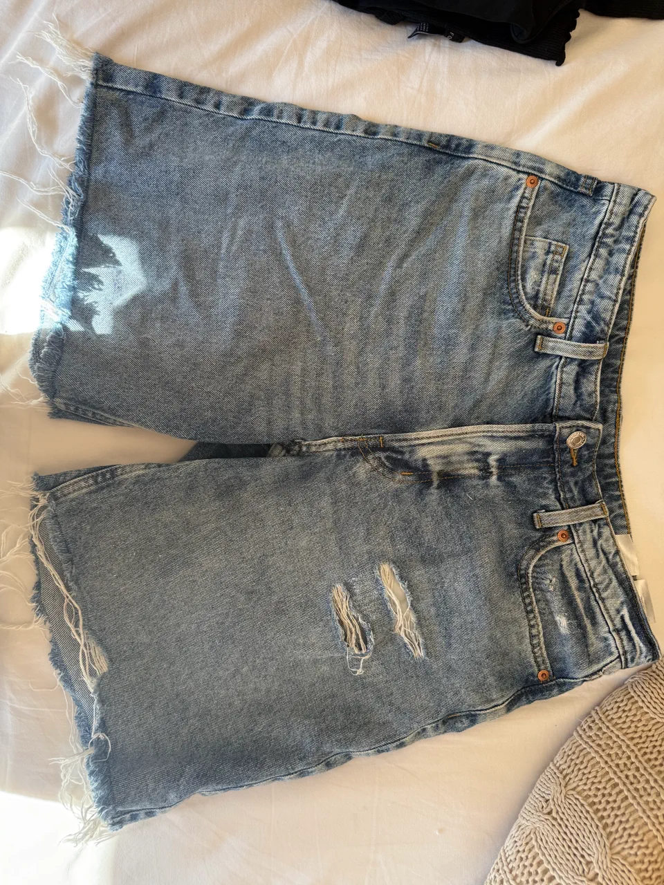 Bermuda H&M · Talle EU 34