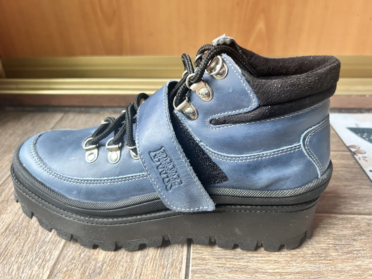 Borcegos Bulwark · Talle AR 40