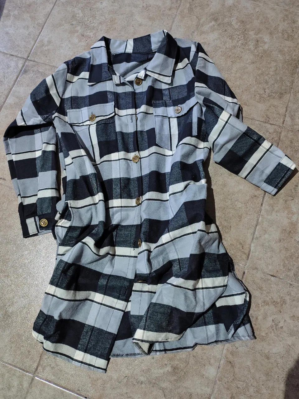 Camisa A ≠ - imagen 1