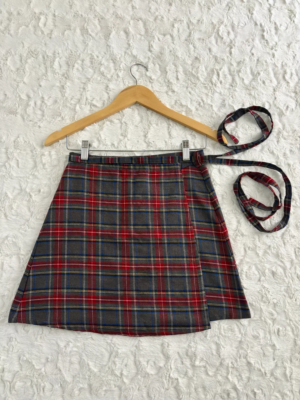 Minifalda 𝐈𝐦𝐩𝐨𝐫𝐭𝐚𝐝𝐨 - imagen 4