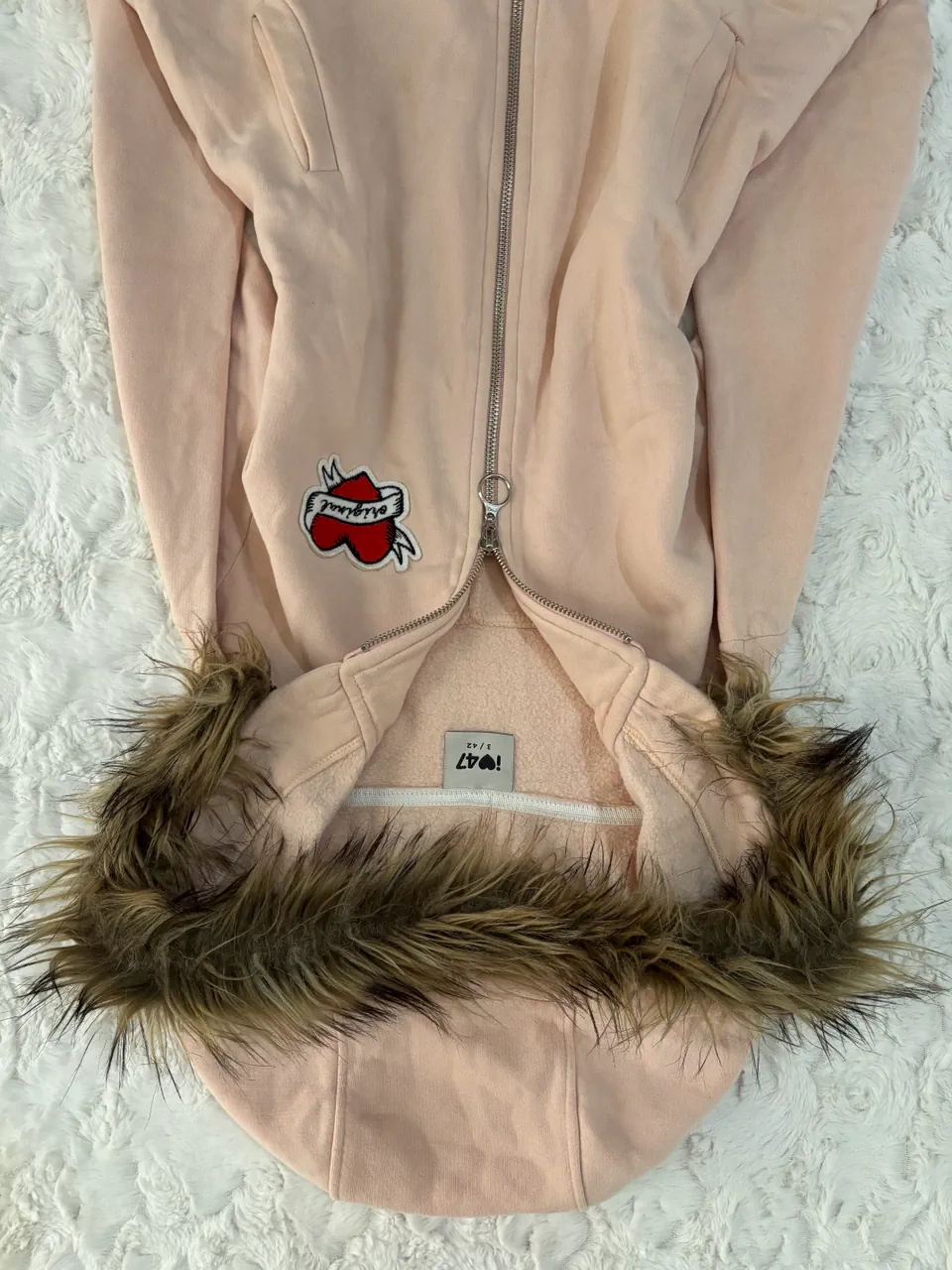 Buzo 𝐢♥️𝟒𝟕𝐒𝐭𝐫𝐞𝐞𝐭 - imagen 5