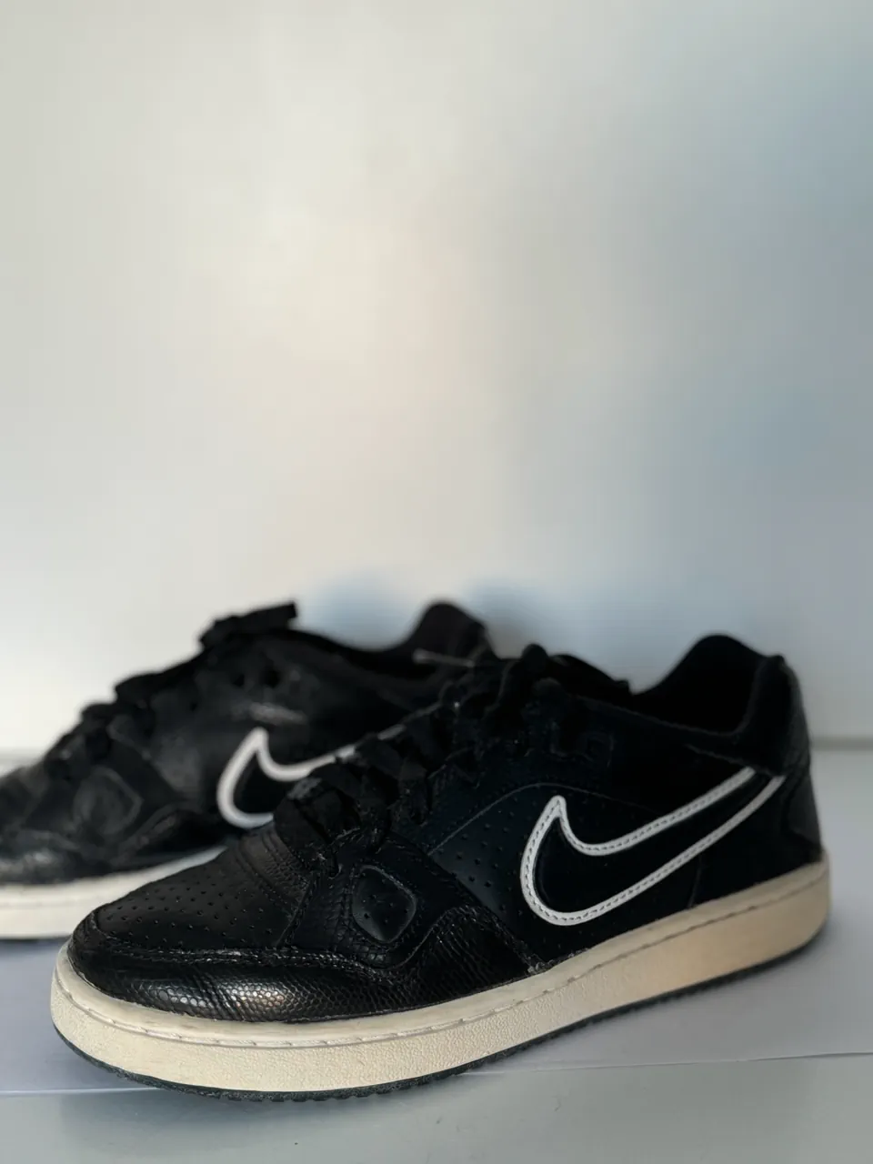 Nike · Talle AR 36