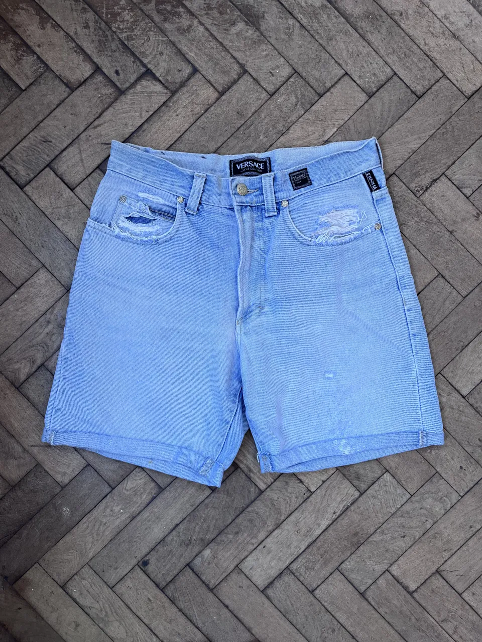 Short Versace Jeans Couture · Talle L