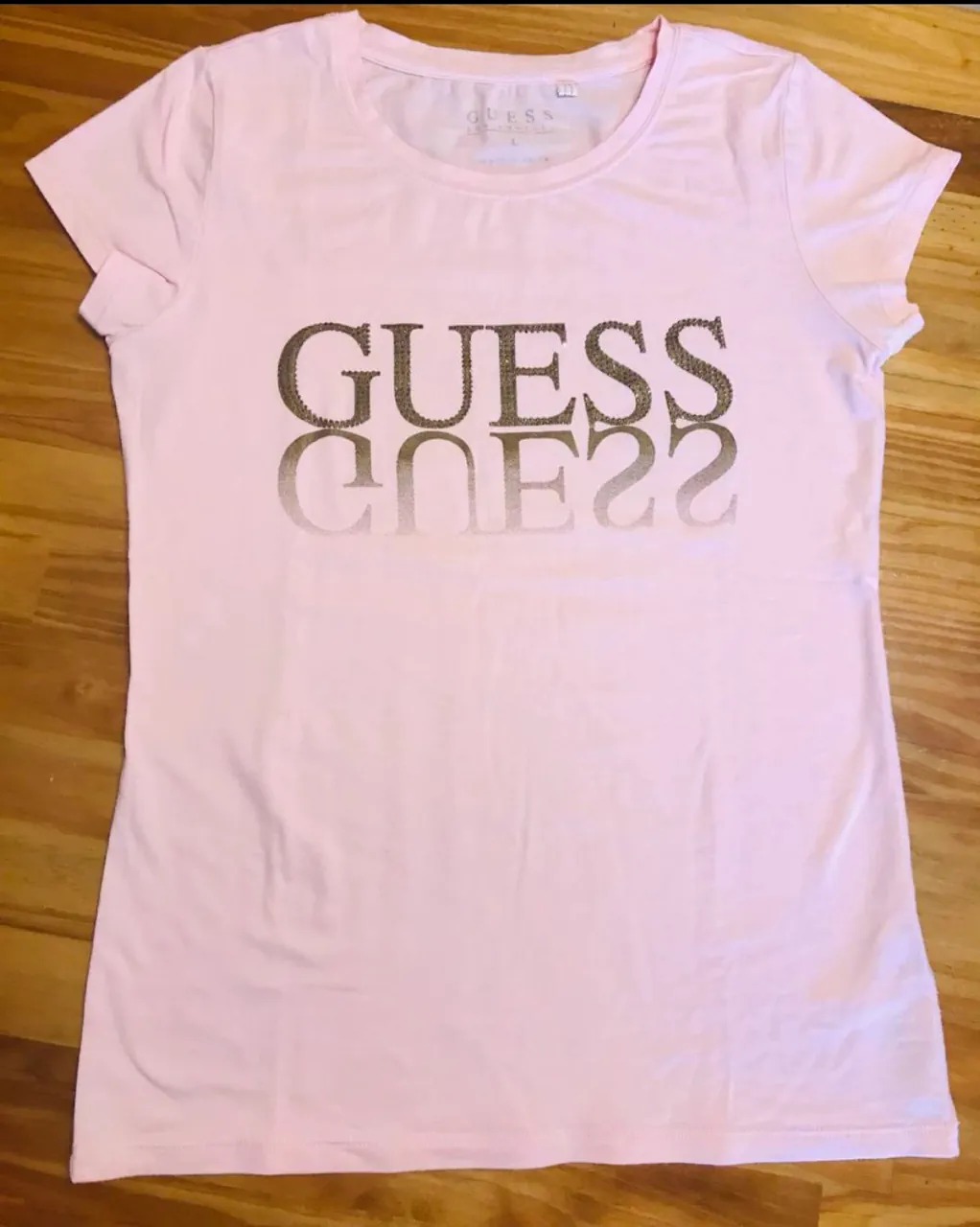 GUESS · Talle L