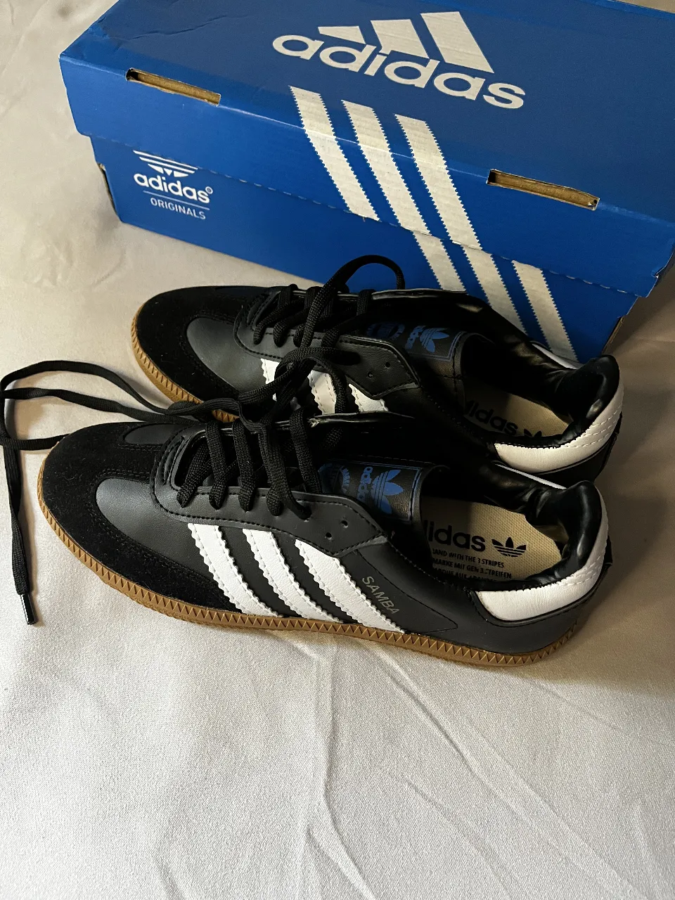 Zapatillas adidas - imagen 1