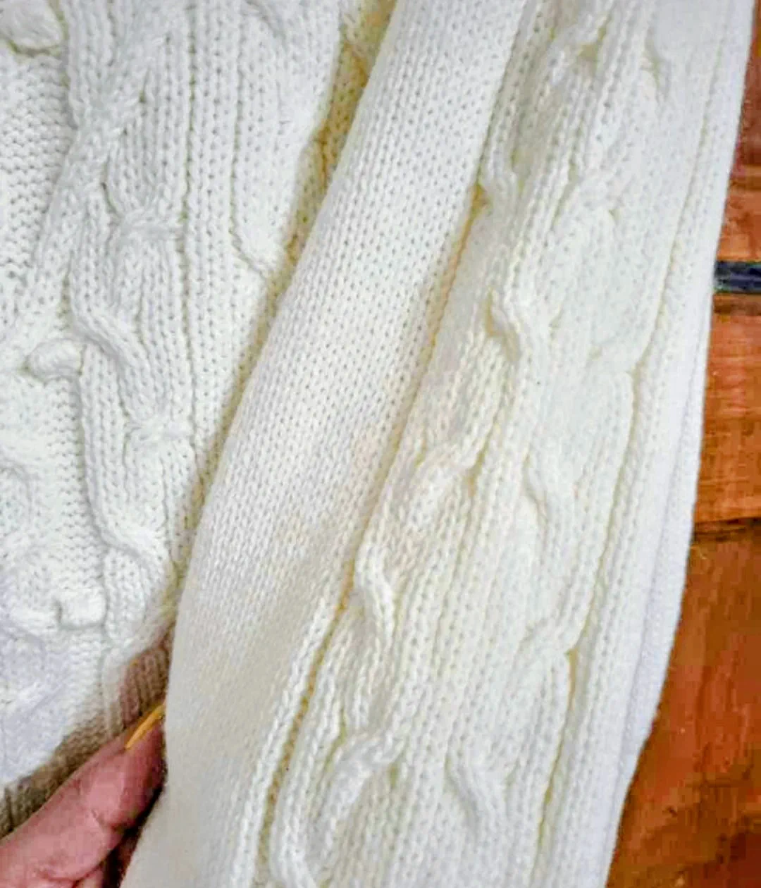 Sweater Basement - imagen 3