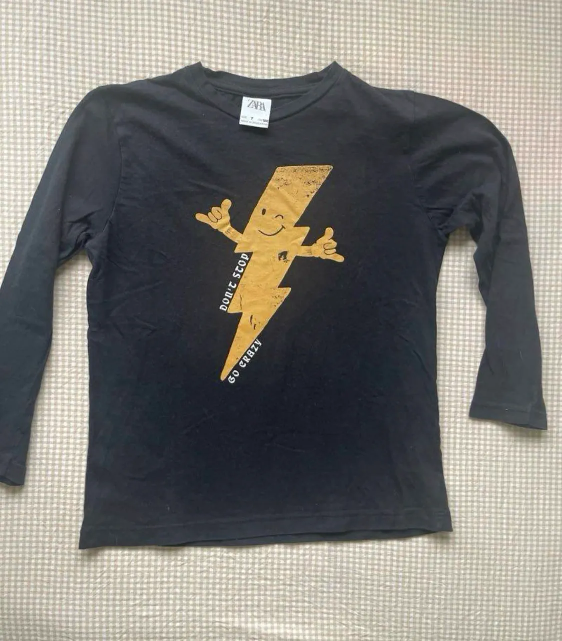 Remera Zara · Talle 7 años / 122 cm