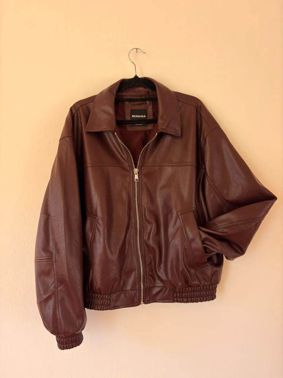 Campera Bershka · Talle L