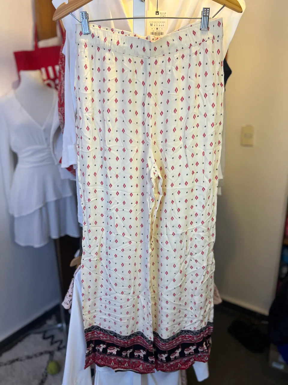Pantalón Hym · Talle L