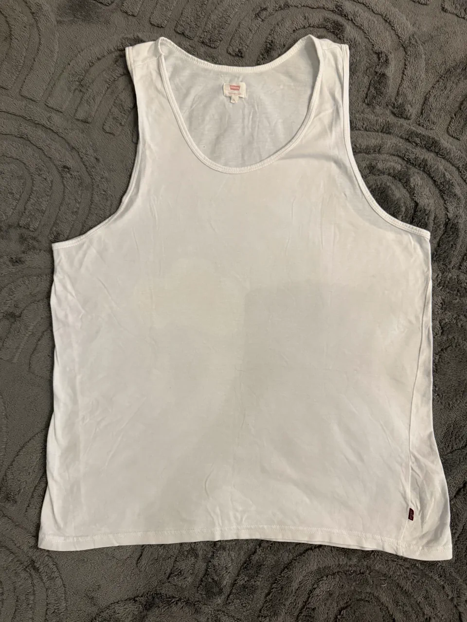Levi's · Talle L