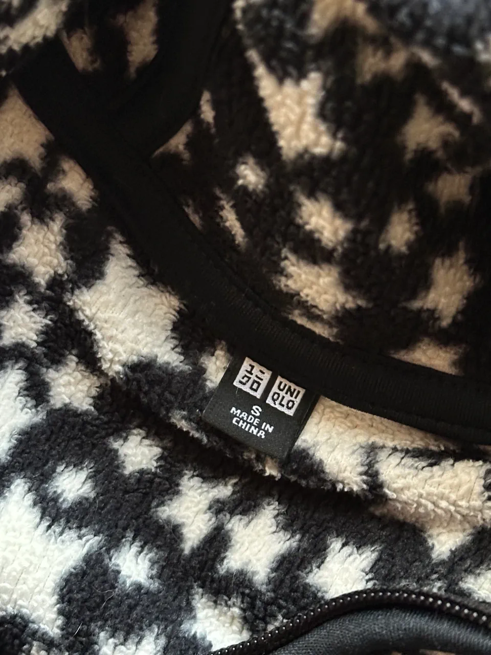 Buzo Uniqlo - imagen 3