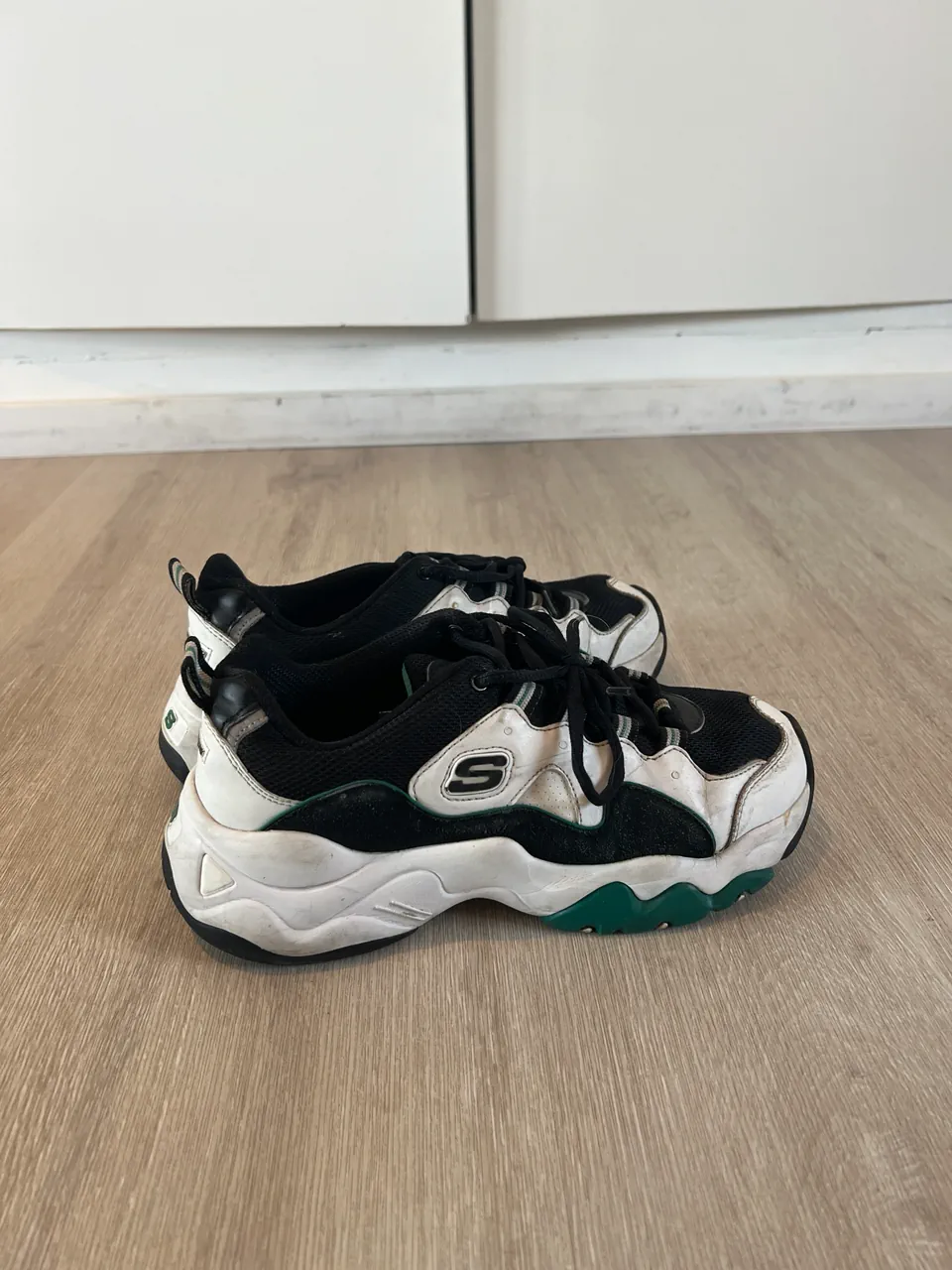 Zapatillas Skechers · Talle US 9