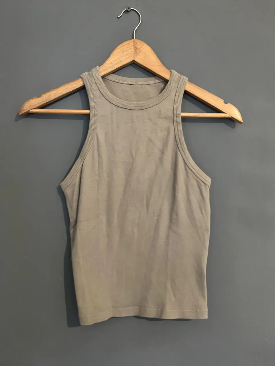 Musculosa A ≠ - imagen 1