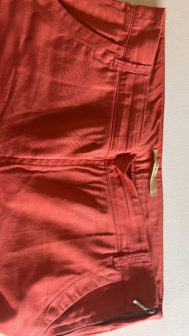 Pantalón Awada · Talle L