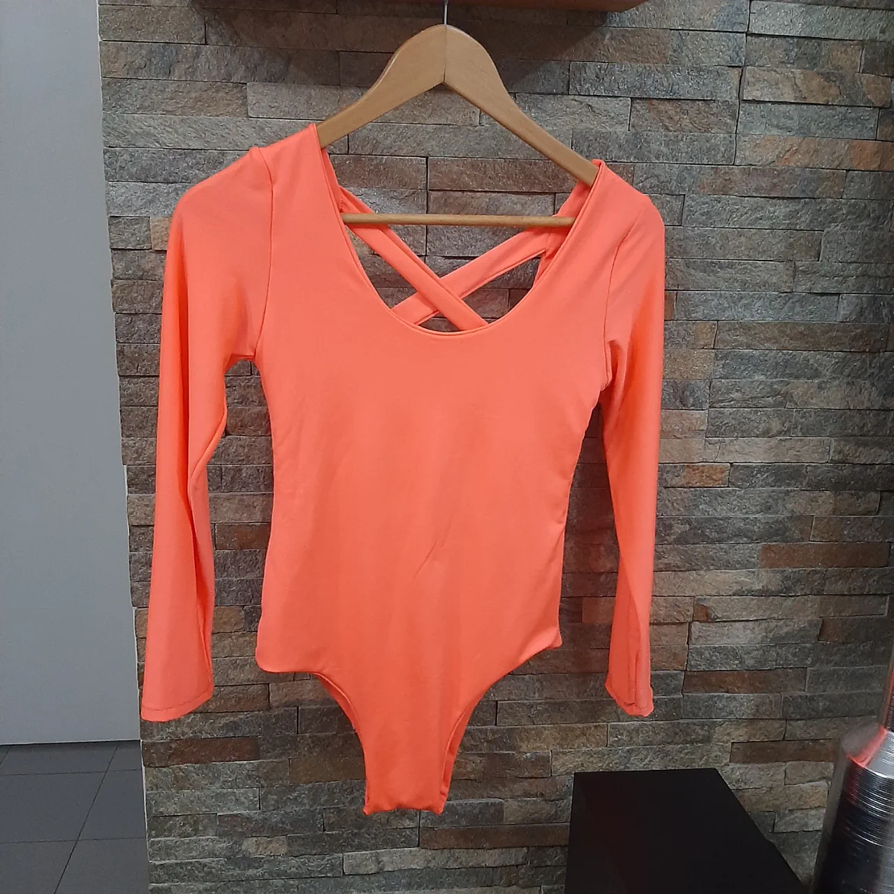 Body A ≠ - imagen 1