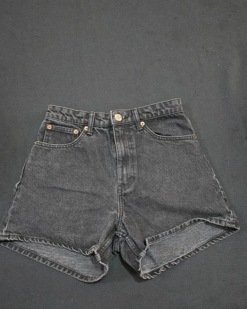 Short Zara · Talle EU 36