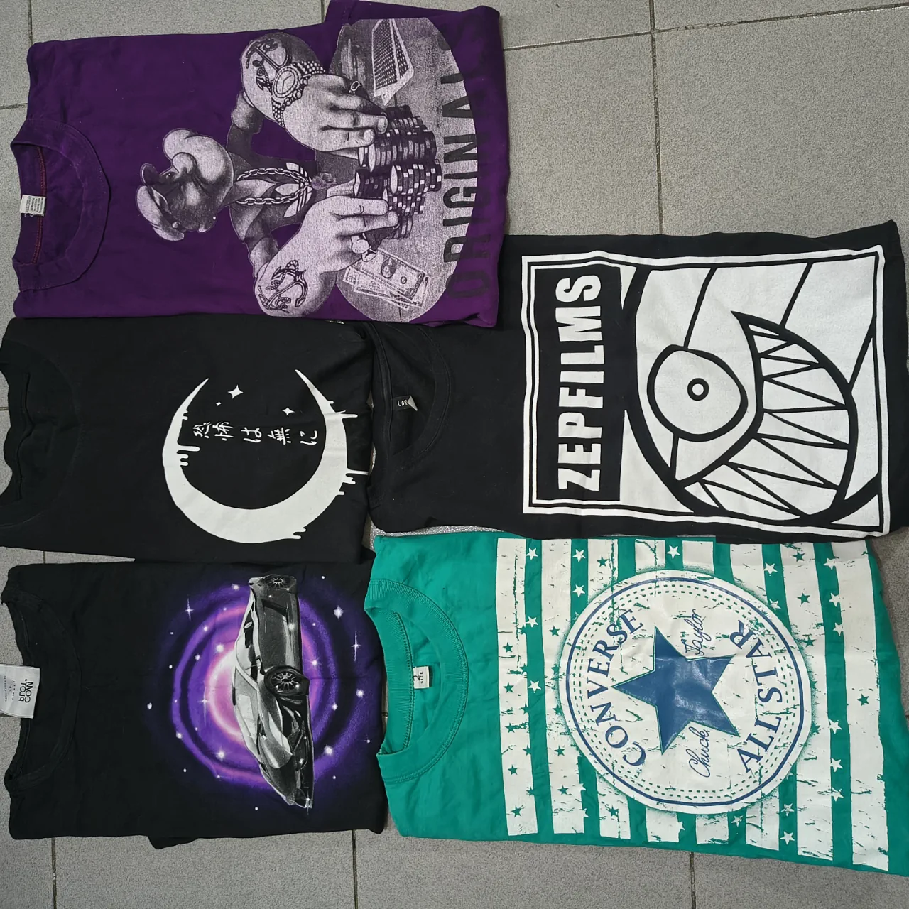 Remera A ≠ - imagen 1