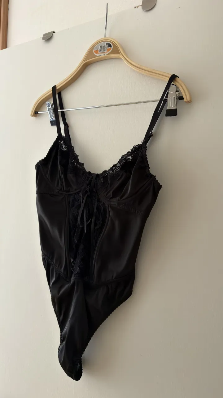 Body A ≠ - imagen 1