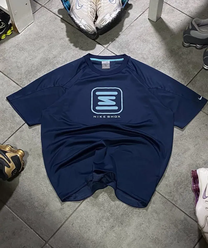Nike · Talle L