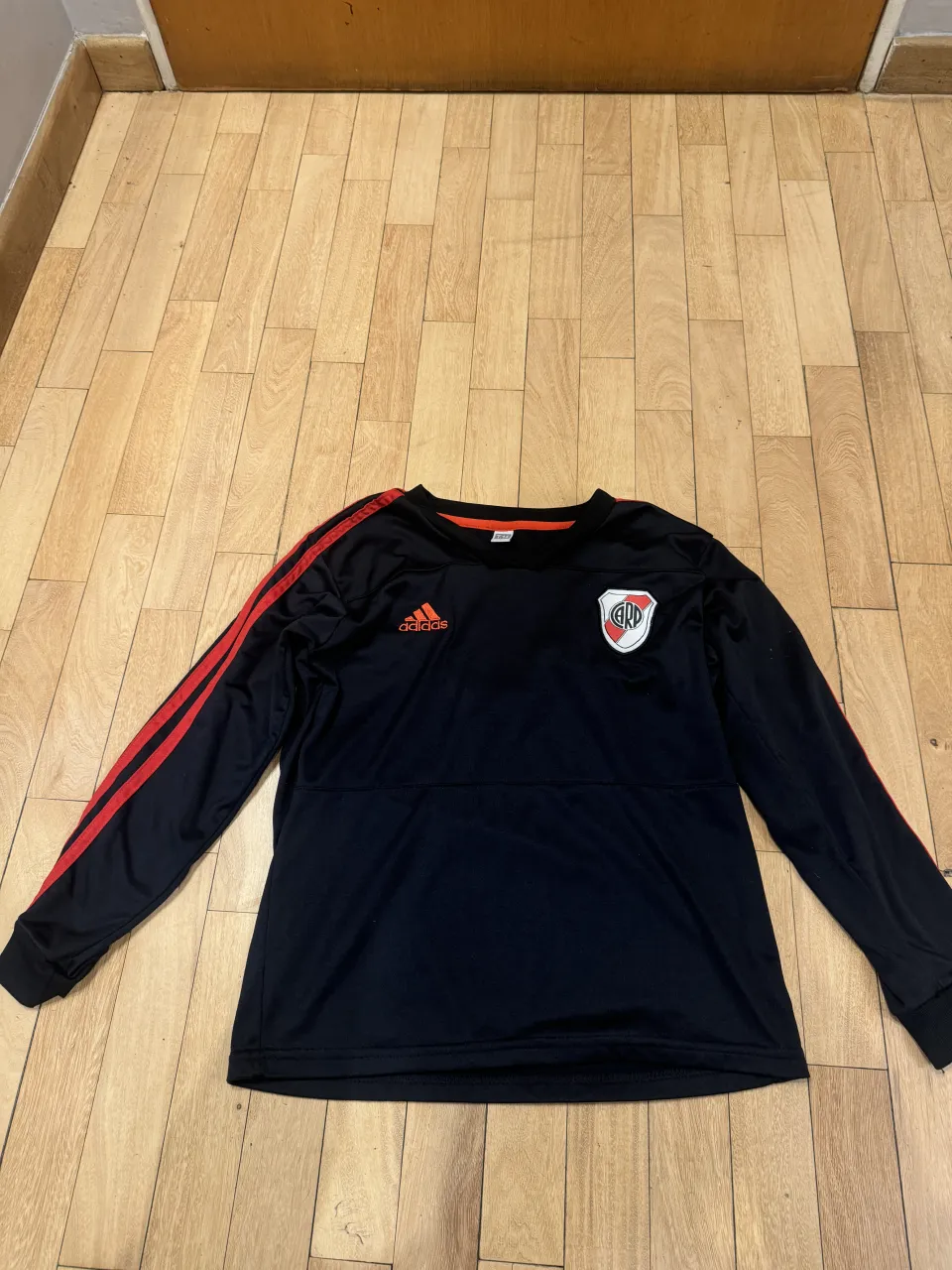 Camiseta adidas - imagen 1