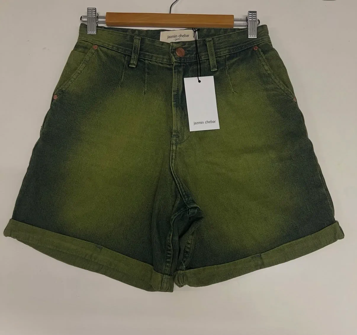 Short Jazmín Chebar - imagen 1