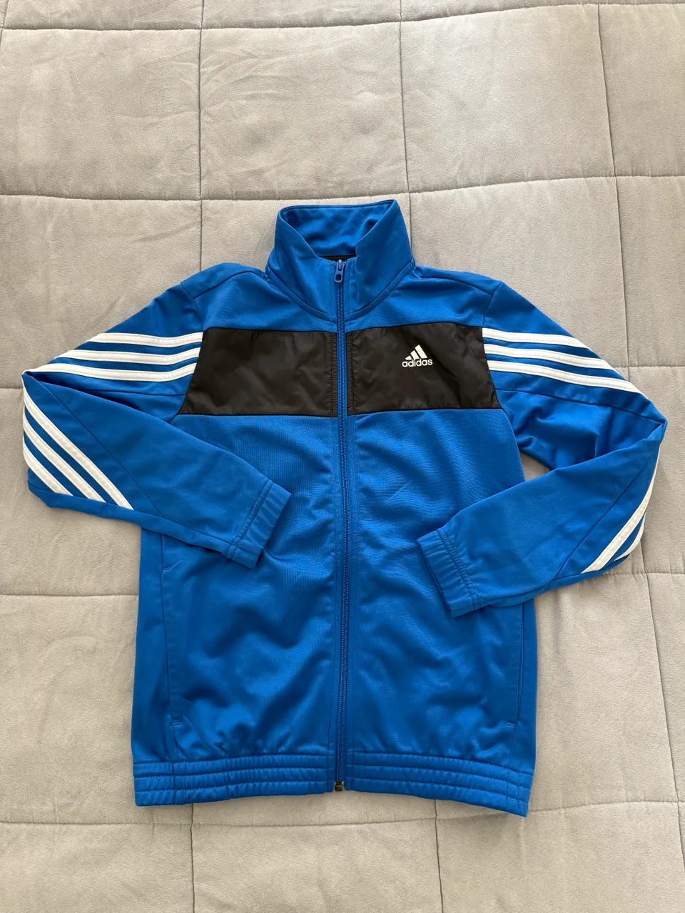 Buzo adidas - imagen 1