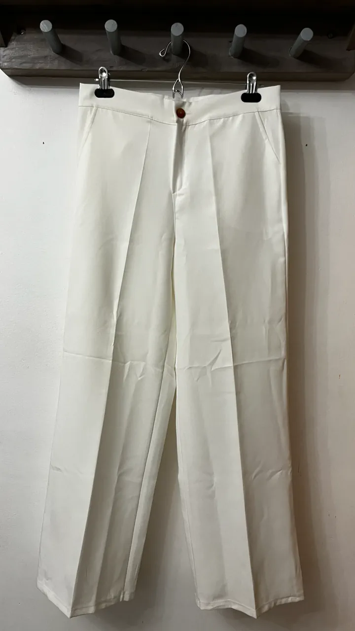 Pantalón Otro · Talle L