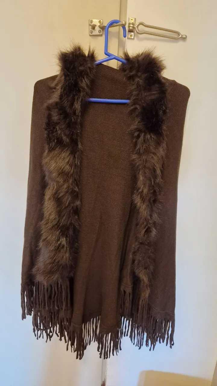 Poncho Sin marca - imagen 1