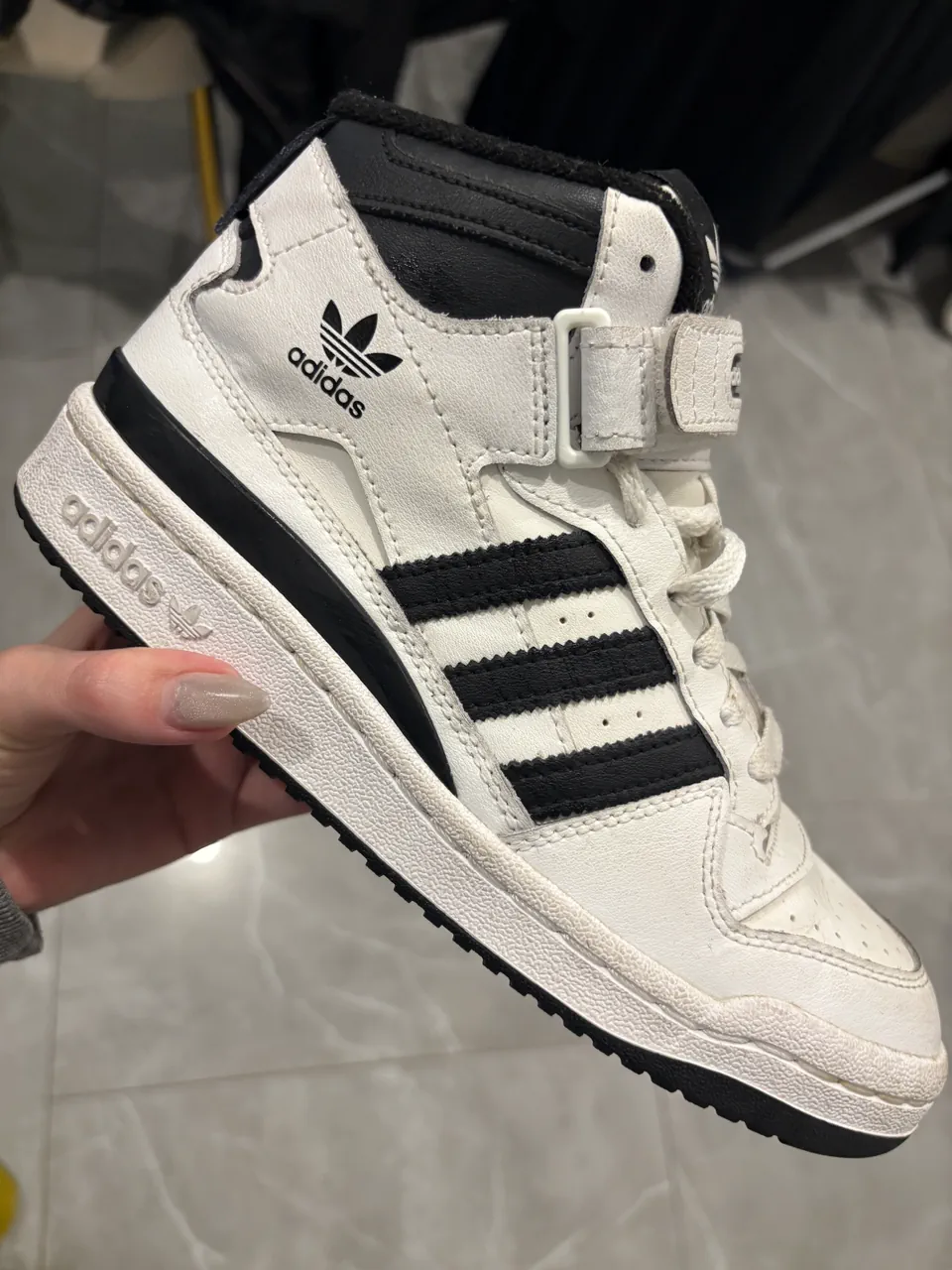 Zapatillas adidas - imagen 1