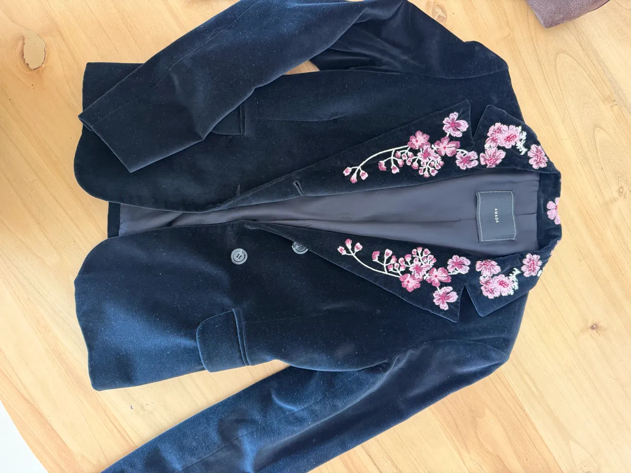 Awada · Talle S