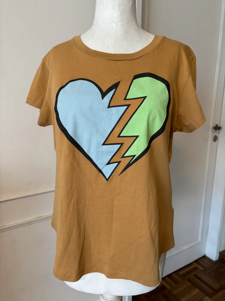 Remera Jazmín Chebar - imagen 1