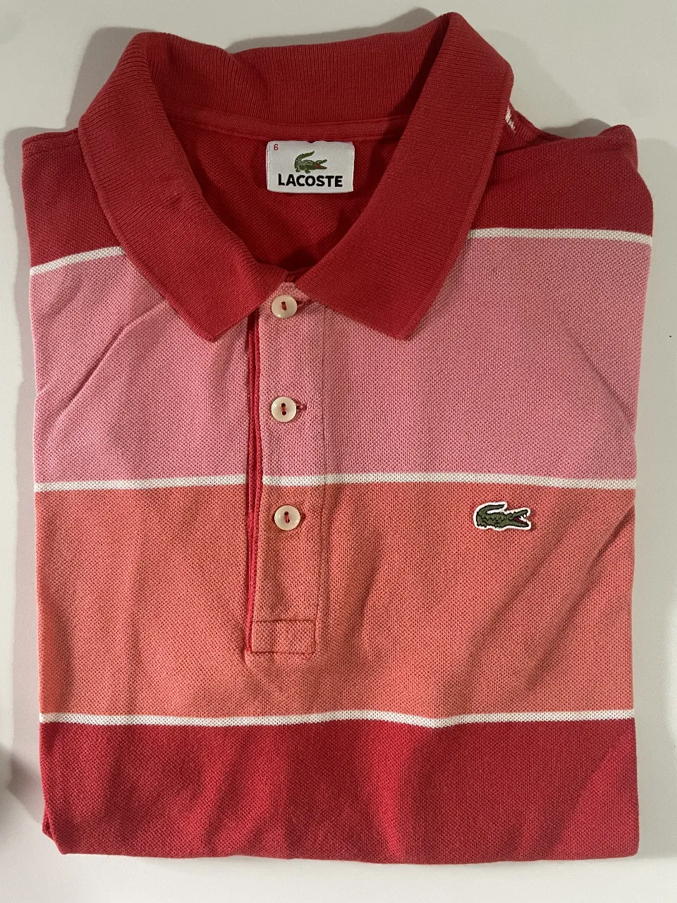 Remera Lacoste · Talle M