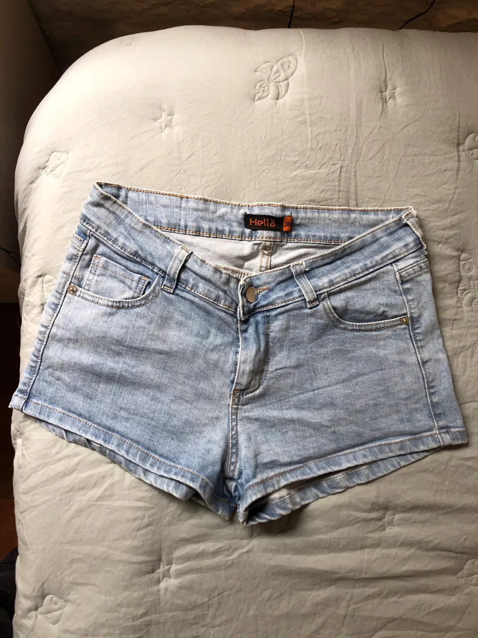 Short Hella - imagen 1