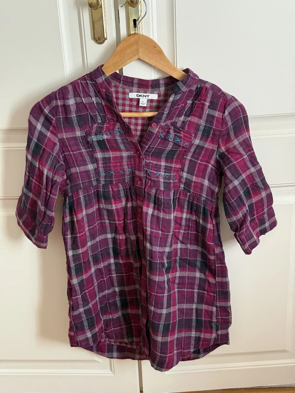 Camisa manga larga DKNY · Talle L