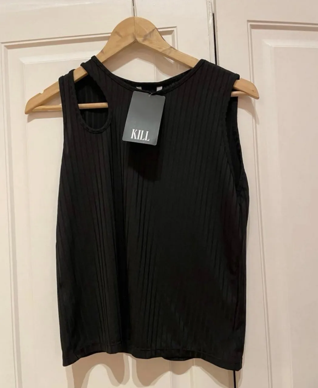 Musculosa Kill · Talle M