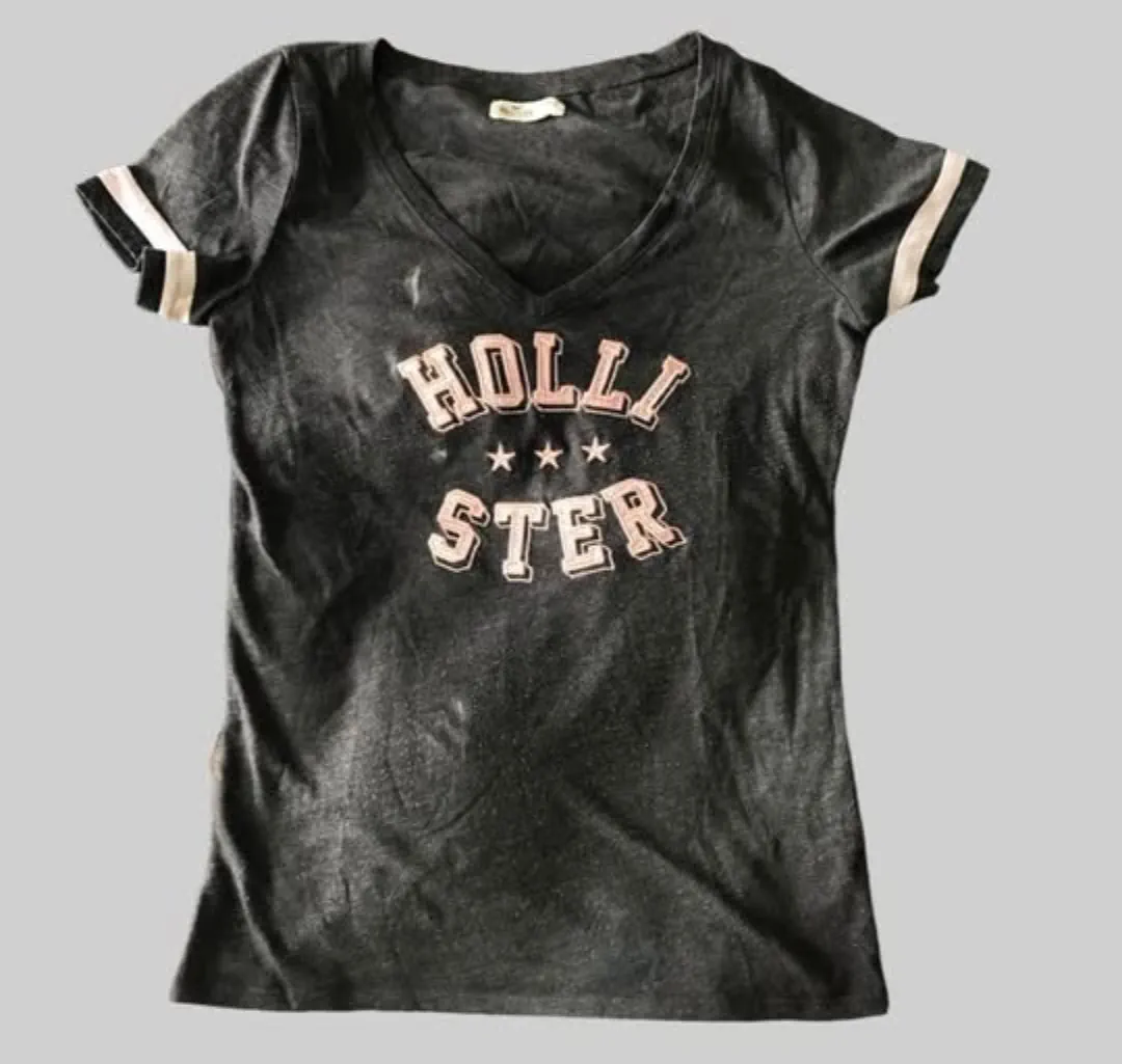 Remera Hollister · Talle S