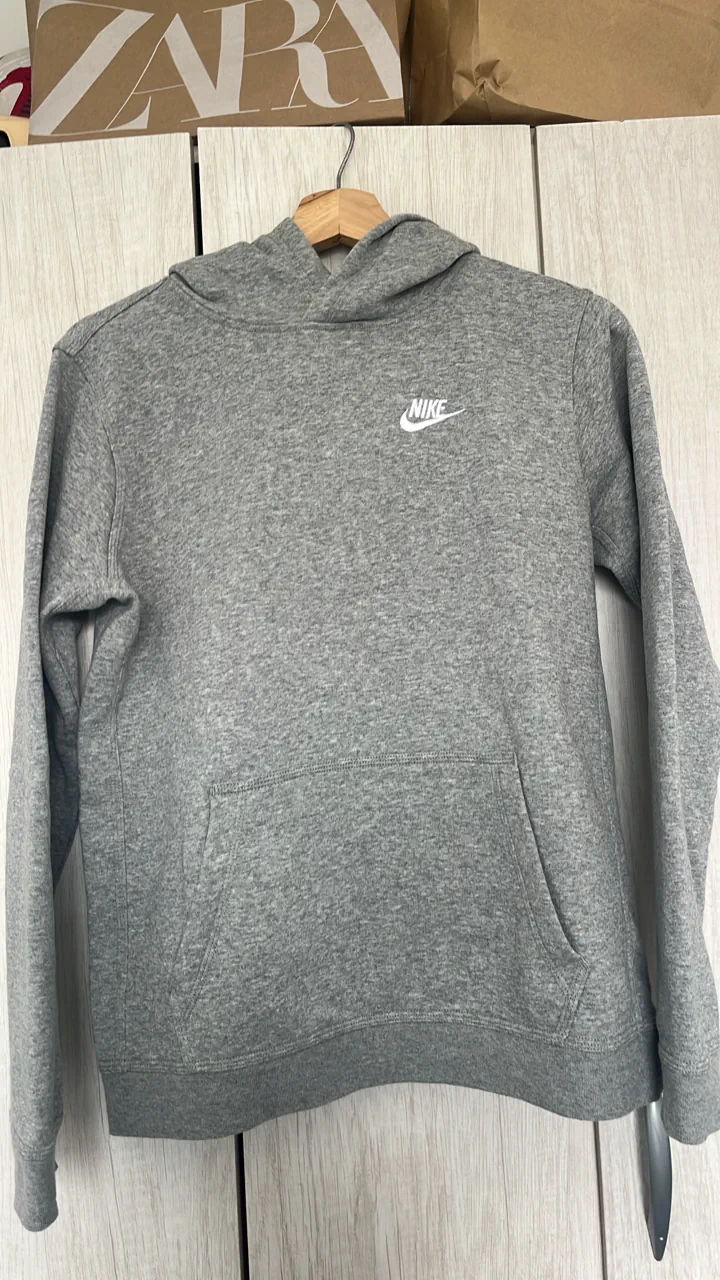 Nike · Talle M