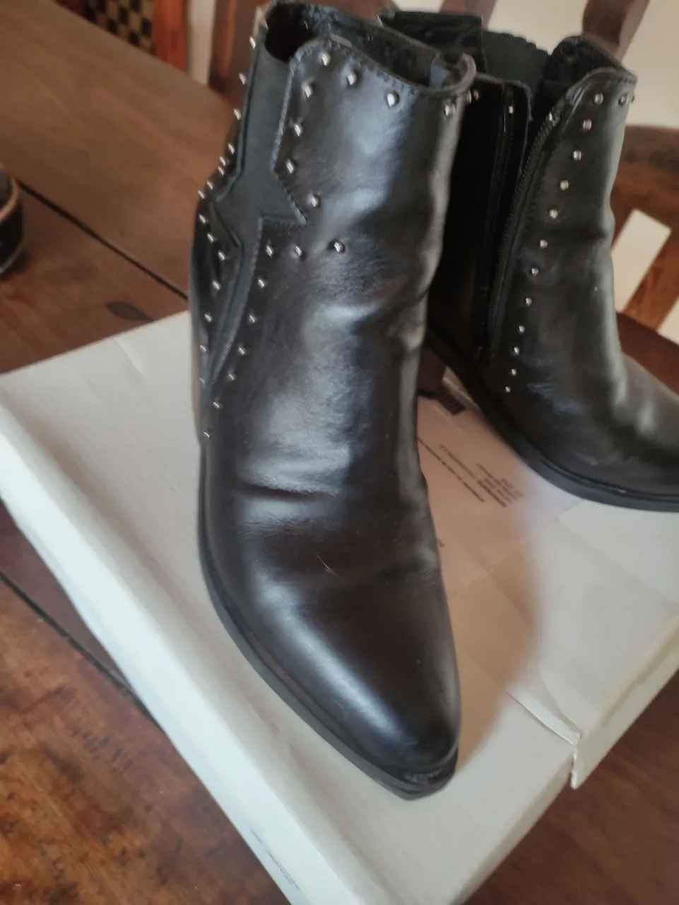 Botas A ≠ - imagen 1