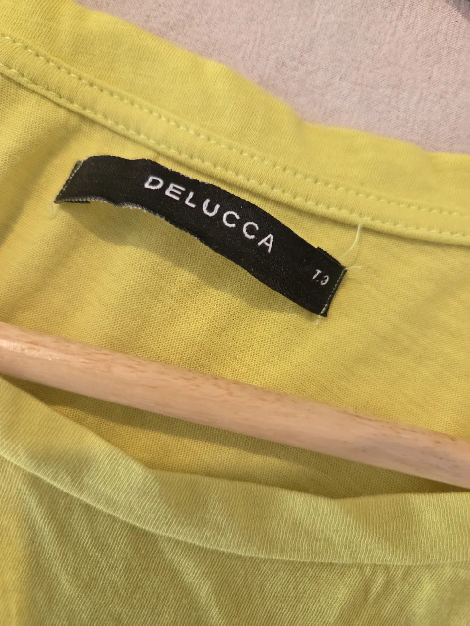 Remera Delucca - imagen 1