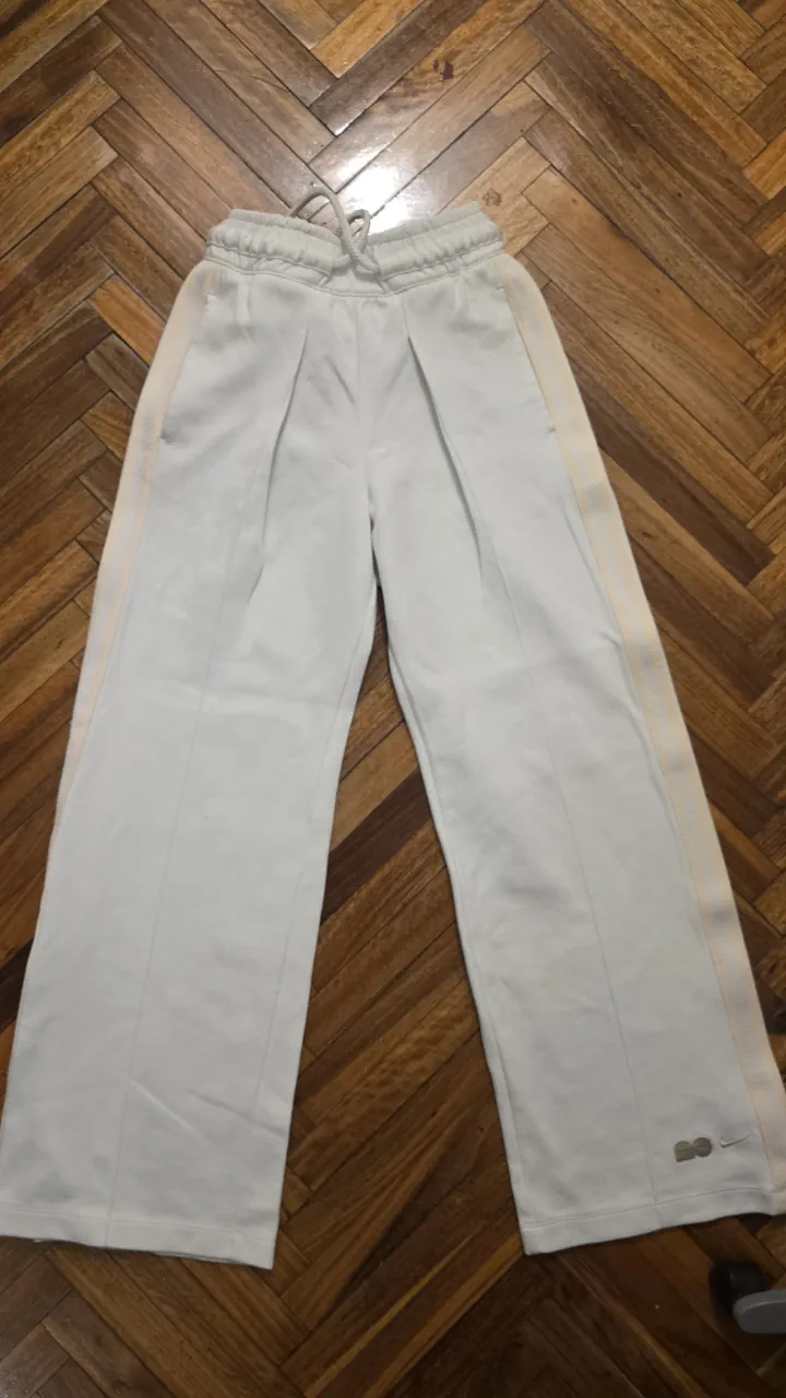 Pantalón Nike - imagen 1