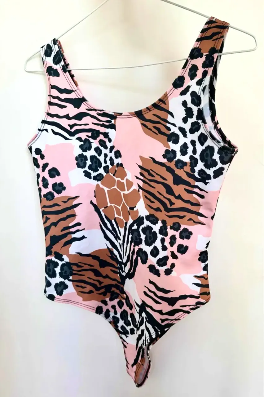 Body Sin marca · Talle M