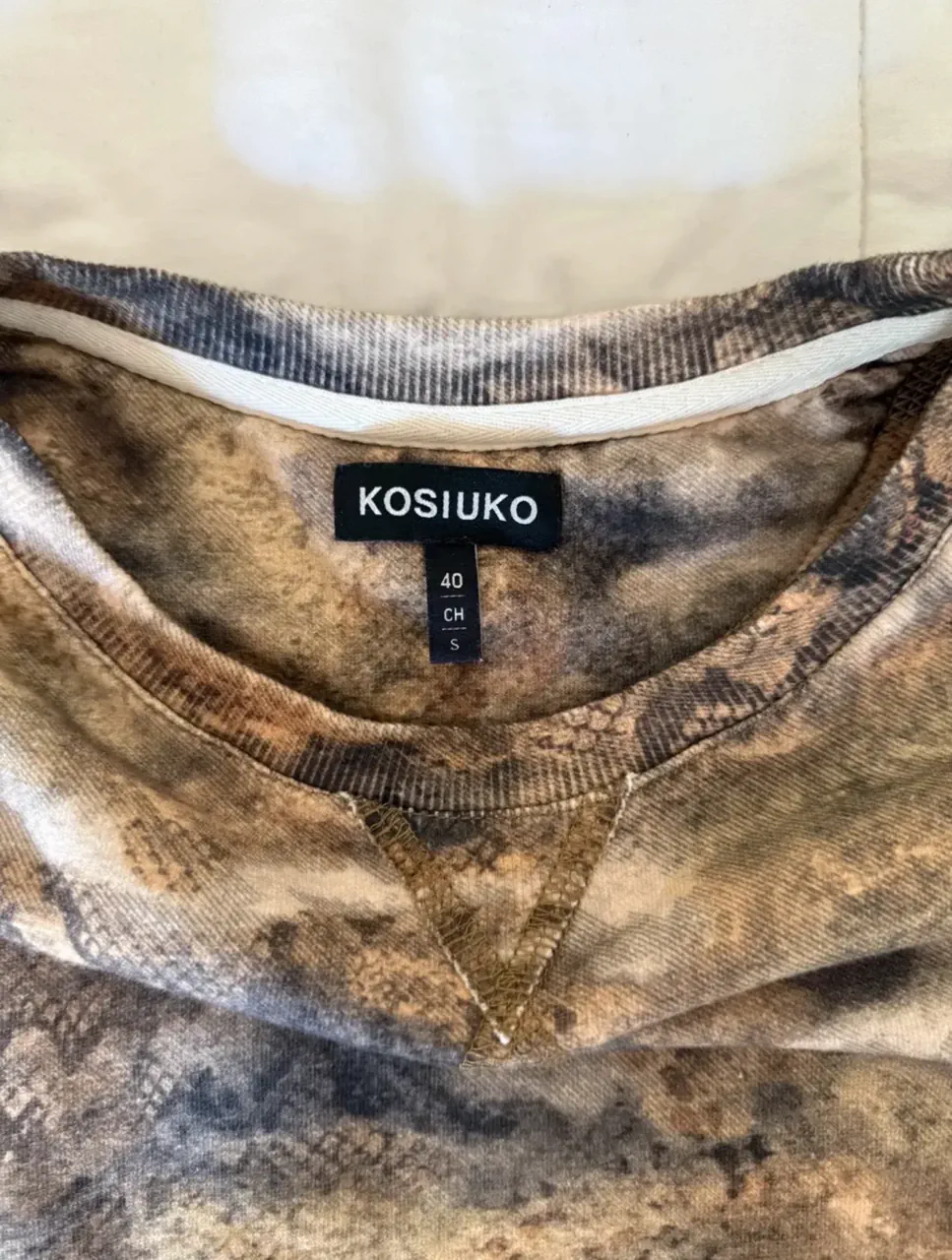 Buzo Kosiuko - imagen 3